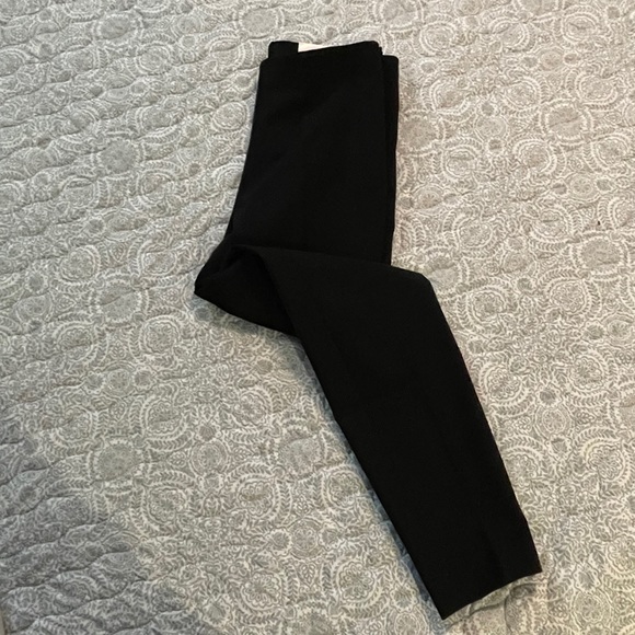 WHBM Comfort Stretch Flat-Front Skinny Ankle Pants - Picture 4 of 6